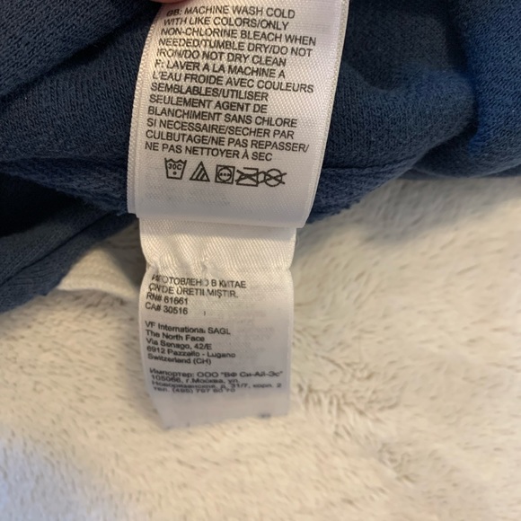 The North Face Half Dome Pullover Hoodie - Picture 10 of 16